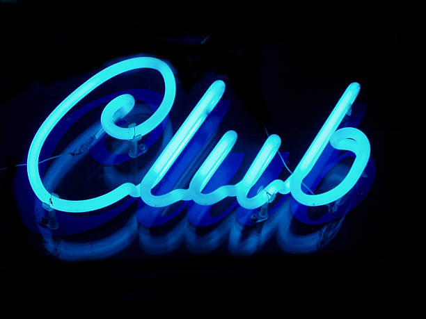 Discovery splash banner for CLUB | Społeczność, Matura, E8, Polska, Community, Memy, Rozmowy Discord server