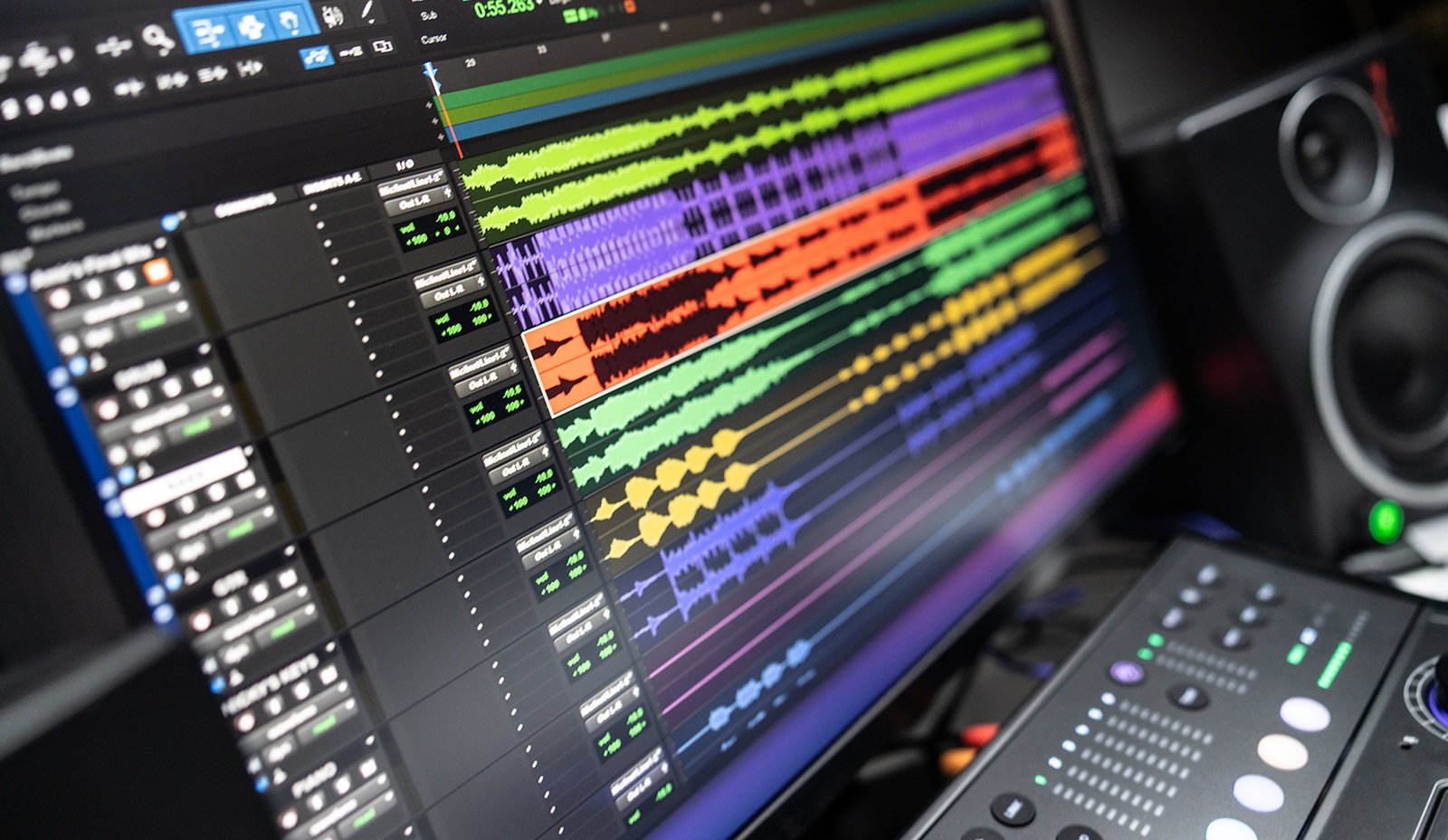 Discovery splash banner for Artists & Producers Discord server