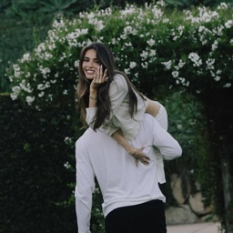 Discovery icon for Madison Elle Beer Discord server