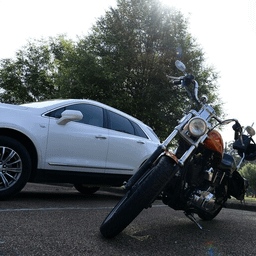 Discovery icon for Bikes-and-Cars-India Discord server